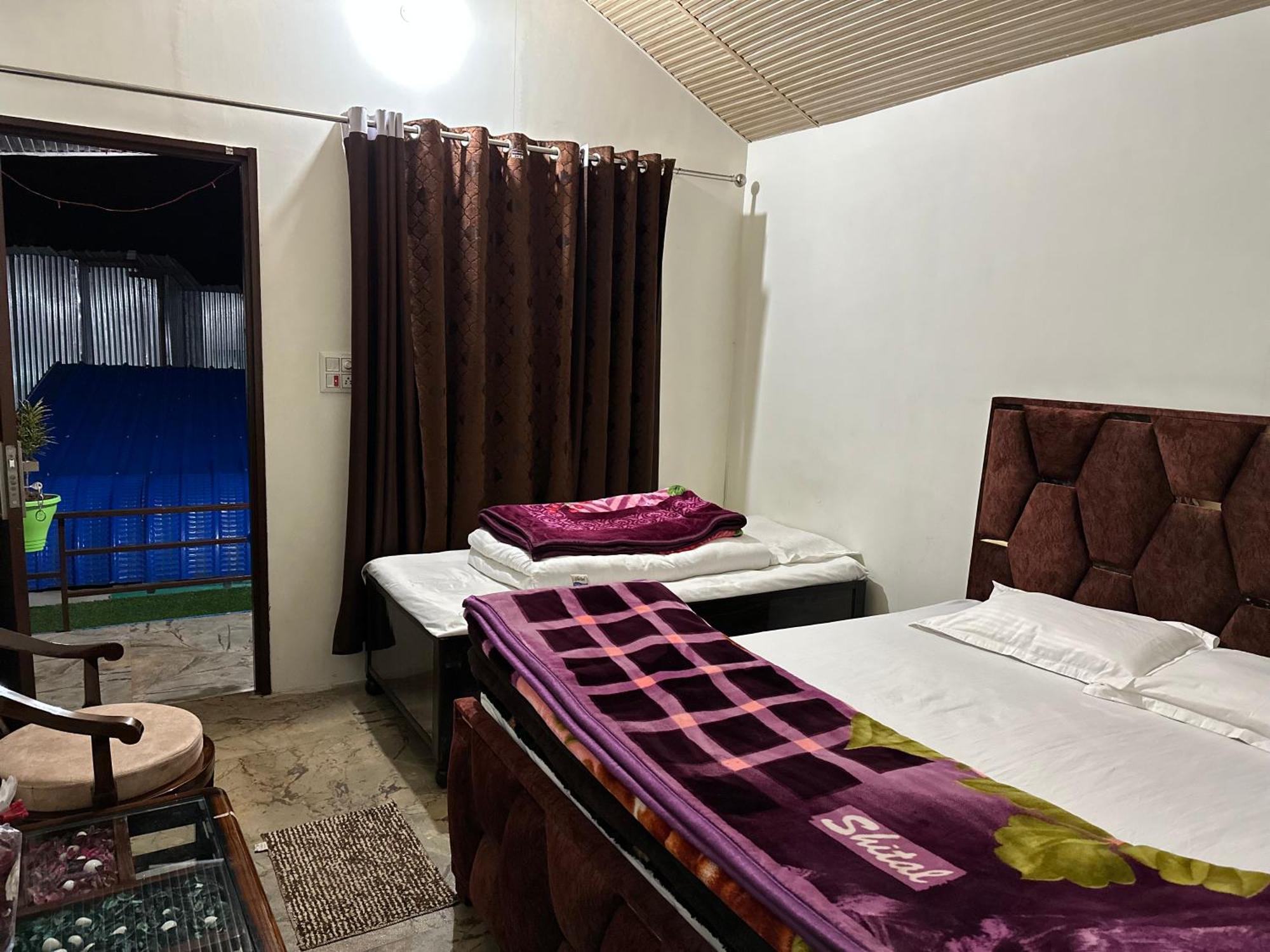 Lake Haven Resort, Sari, Chopta Bagian luar foto